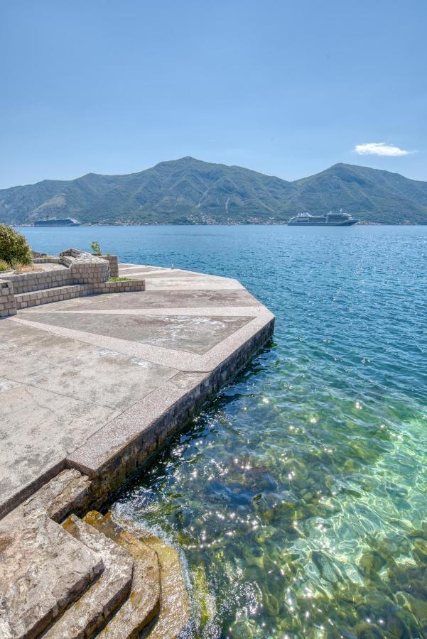 Apartment Elegant Kotor Bagian luar foto